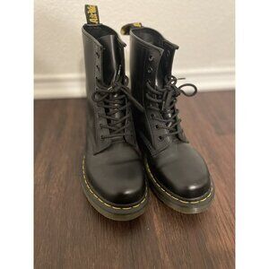 Dr. Martens Air Wair 1460 Smooth Leather Boots Women's Size 9 Model 11821